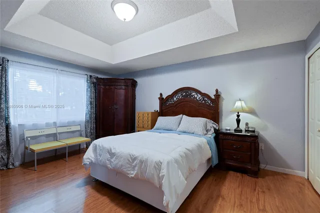 $755,000 | 13704 South Garden Cove Circle, Davie, FL 33325