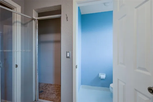 $755,000 | 13704 South Garden Cove Circle, Davie, FL 33325