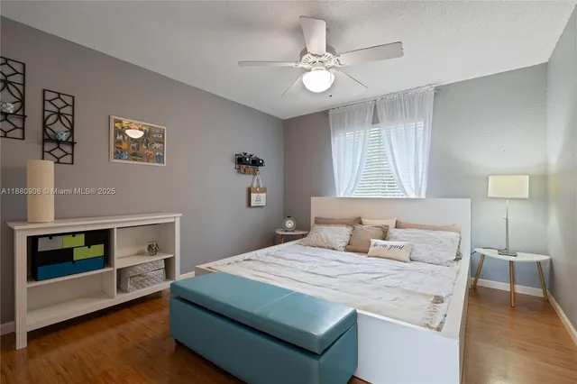 $755,000 | 13704 South Garden Cove Circle, Davie, FL 33325