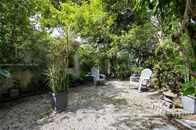 $755,000 | 13704 South Garden Cove Circle, Davie, FL 33325