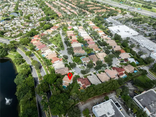 $755,000 | 13704 South Garden Cove Circle, Davie, FL 33325