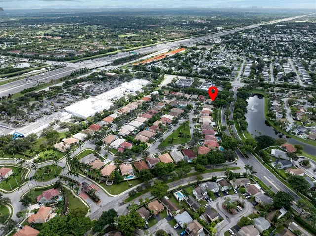 $755,000 | 13704 South Garden Cove Circle, Davie, FL 33325