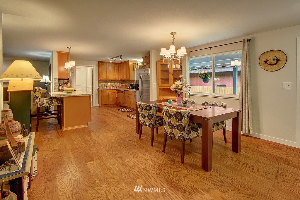 14231 Southeast 138th Street Renton, WA 98059 - Photo 4 of 24