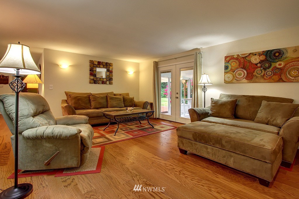 14231 Southeast 138th Street Renton, WA 98059 - Photo 10 of 24