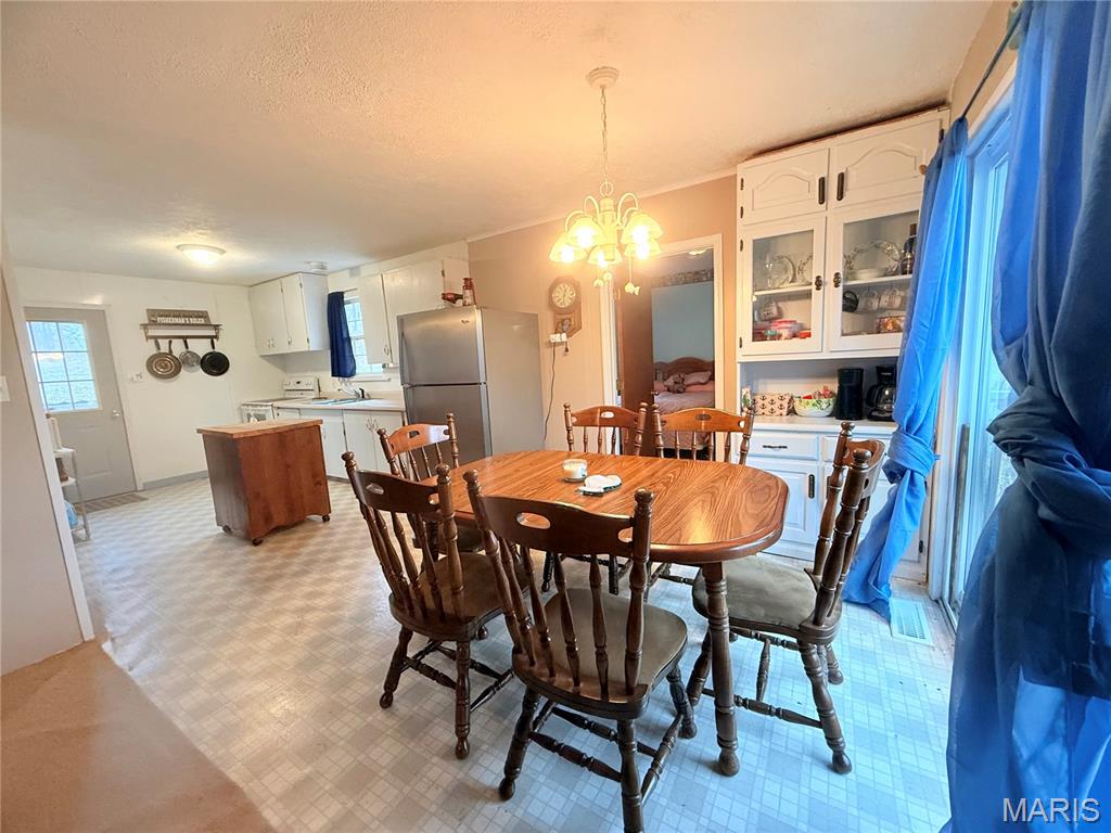 194 Craft Subdivision Road Greenville, MO 63944 - Photo 13 of 48