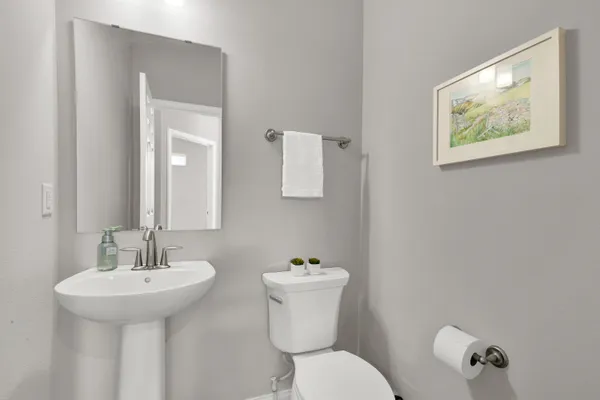 $689,900 | 21965 West North Avenue, Brookfield, WI 53045