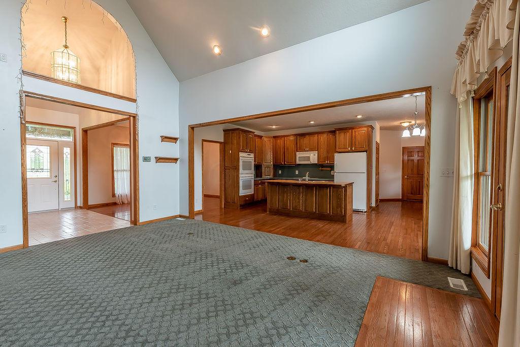 7565 Columbus Road Mount Vernon, OH 43050 - Photo 8 of 47 Gallery Image 8