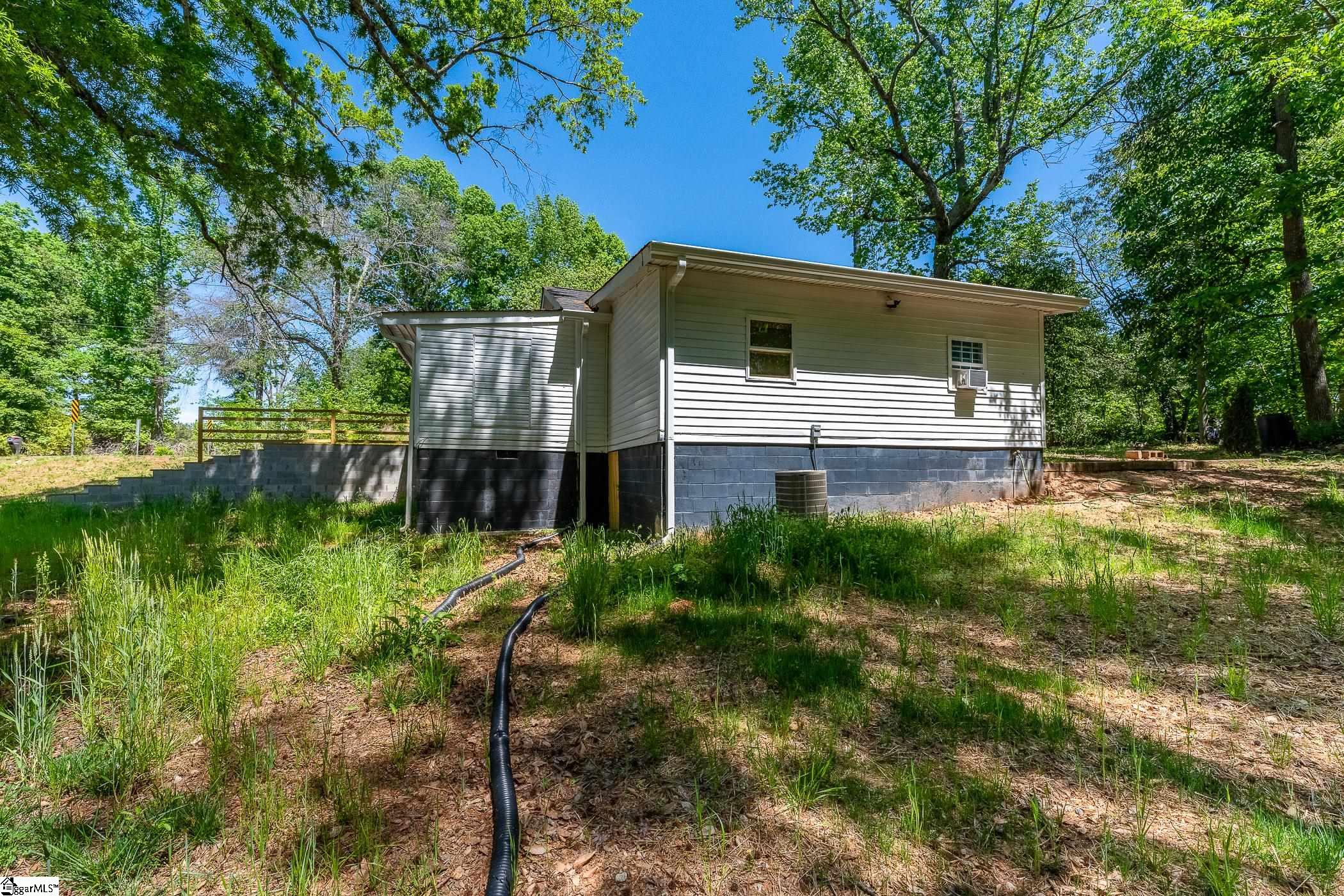 1998 Old Grove Road Piedmont, SC 29673 - Photo 9 of 17