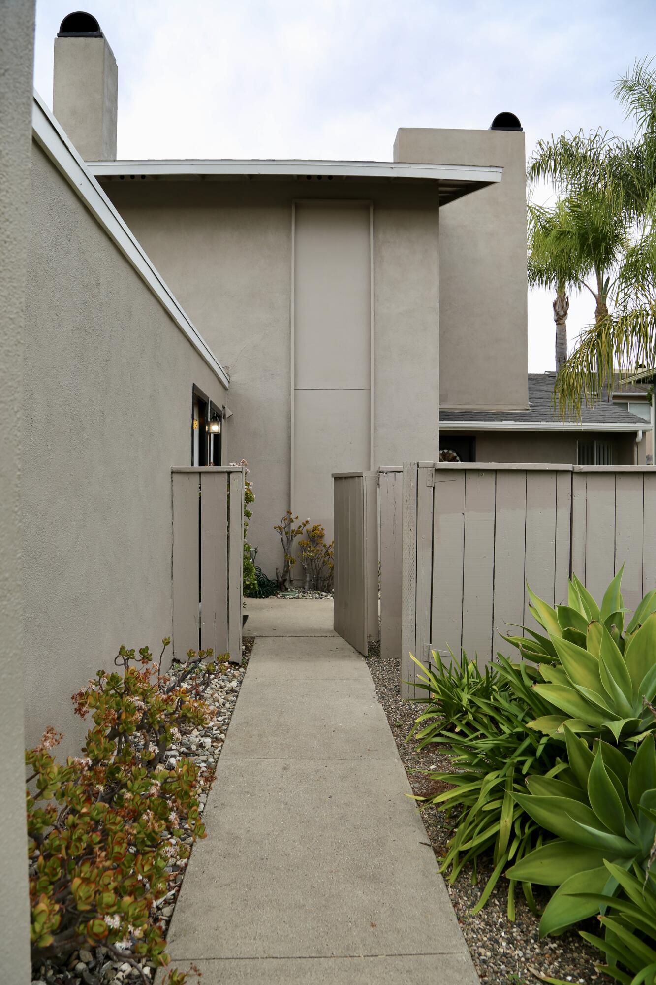 7378 Davenport Road, Unit B Goleta, CA 93117 - Photo 2 of 23 #2