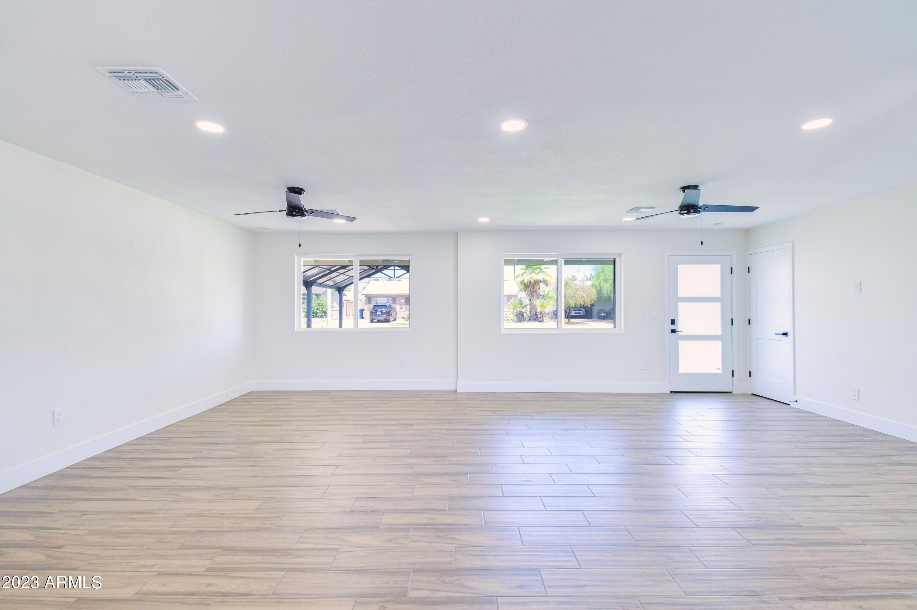 401 East Fillmore Street Tempe, AZ 85288 - Photo 12 of 32 New Flooring!