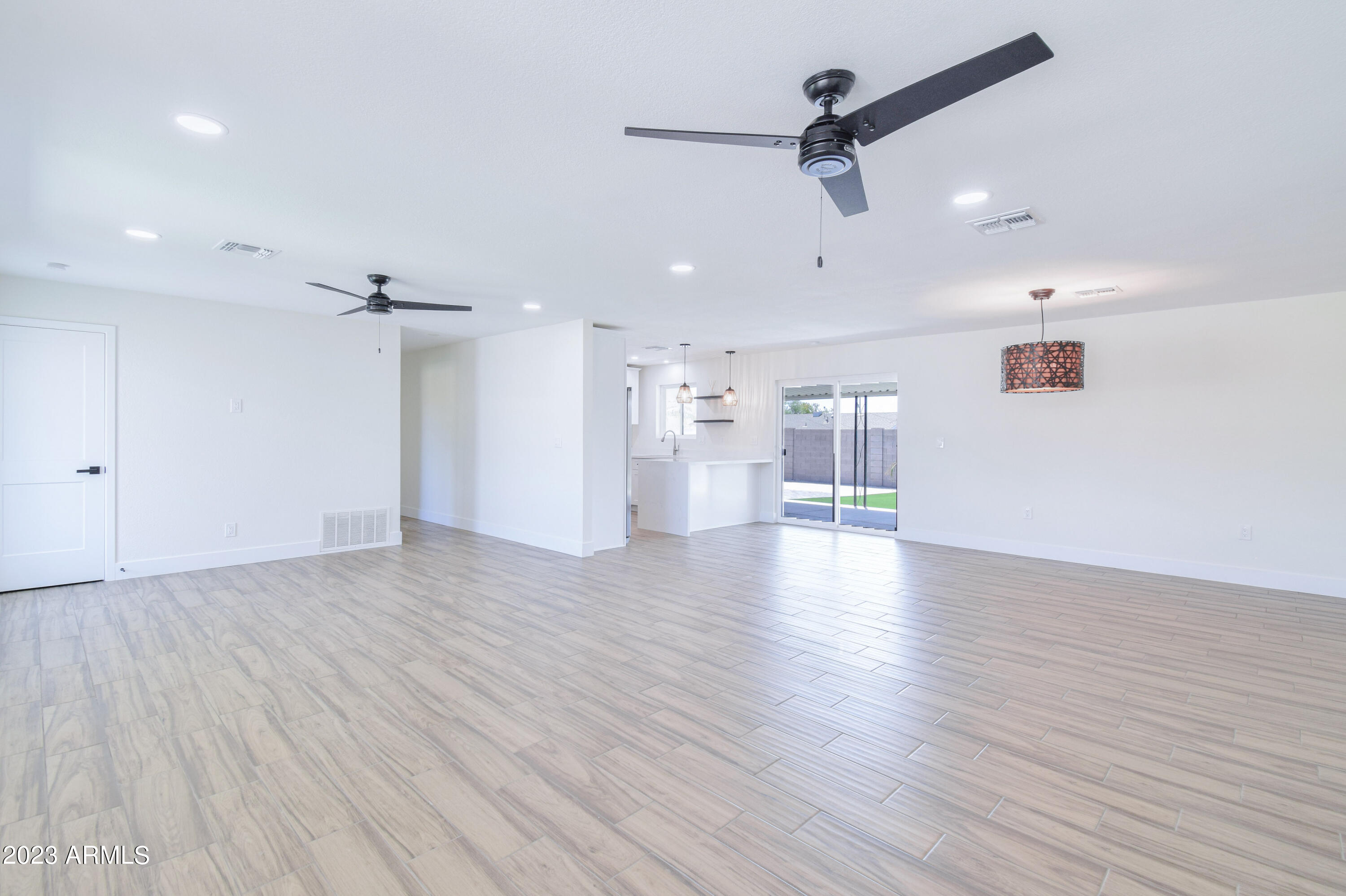 401 East Fillmore Street Tempe, AZ 85288 - Photo 4 of 32 Great Room