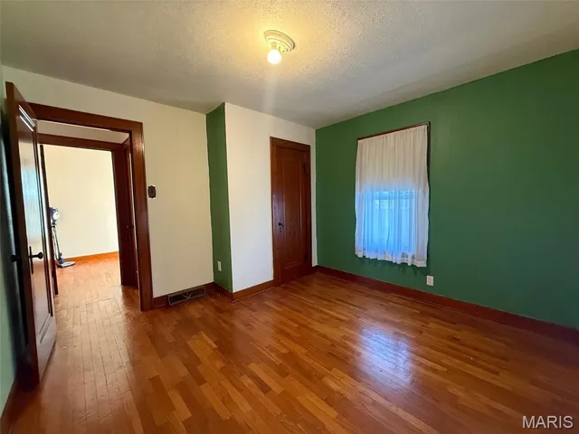 $105,500 | 1224 West Jefferson Street, Vandalia, IL 62471