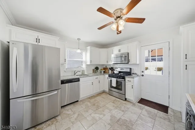 $574,900 | 66 Lincoln Boulevard, Clark, NJ 07066