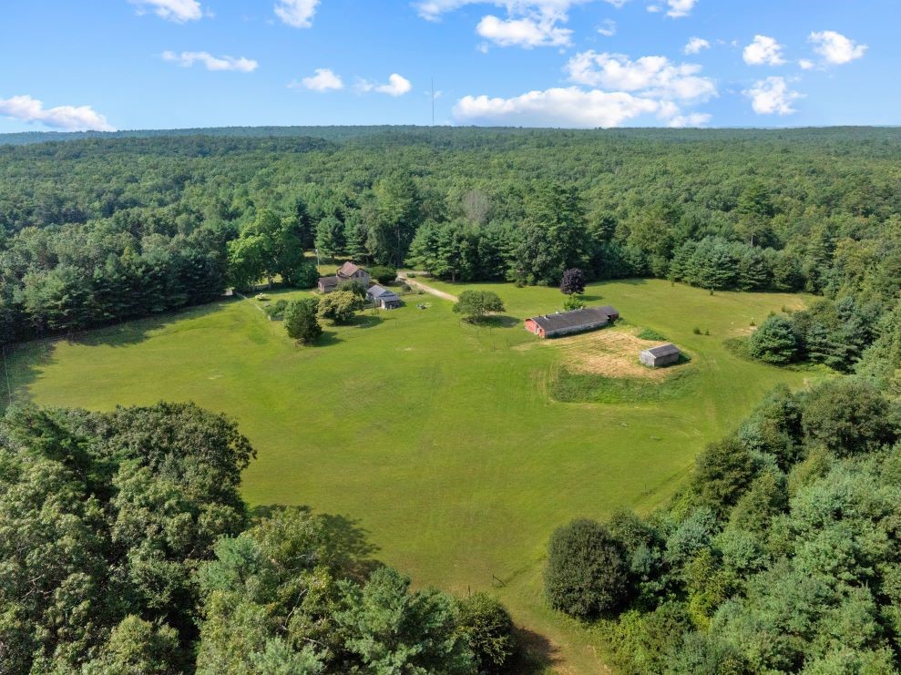 423 North Road Hopkinton, RI 02873 - Photo 12 of 17