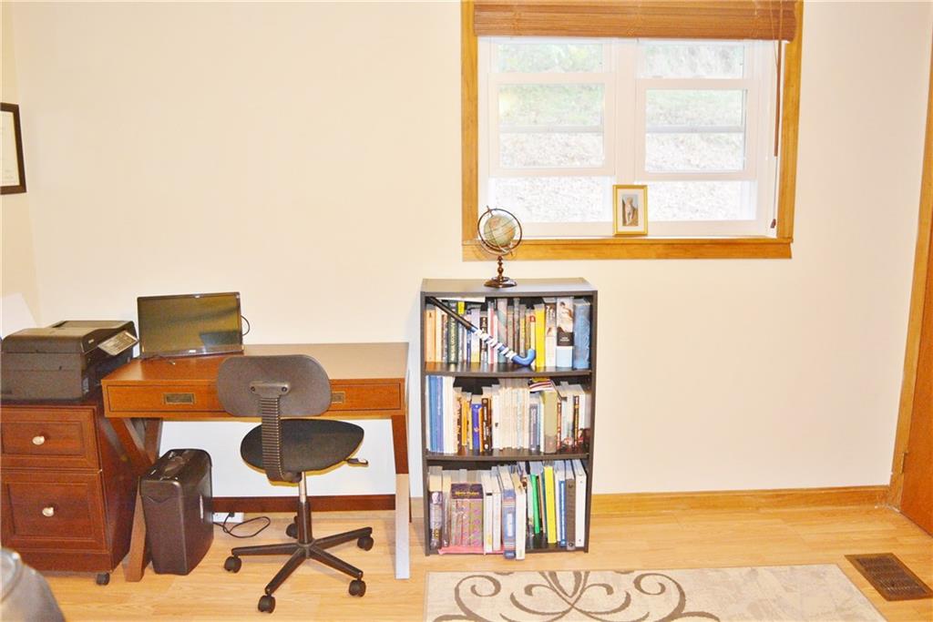 125 Sevin Road Sewickley, PA 15143 - Photo 16 of 25 Gallery Image 16