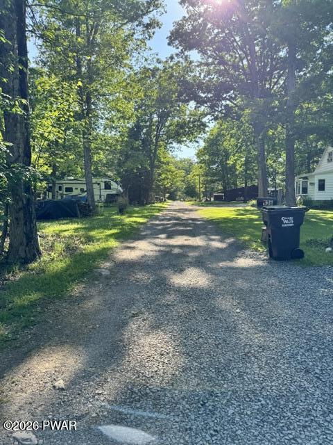 134 Perry Road Greentown, PA 18426 - Photo 11 of 30