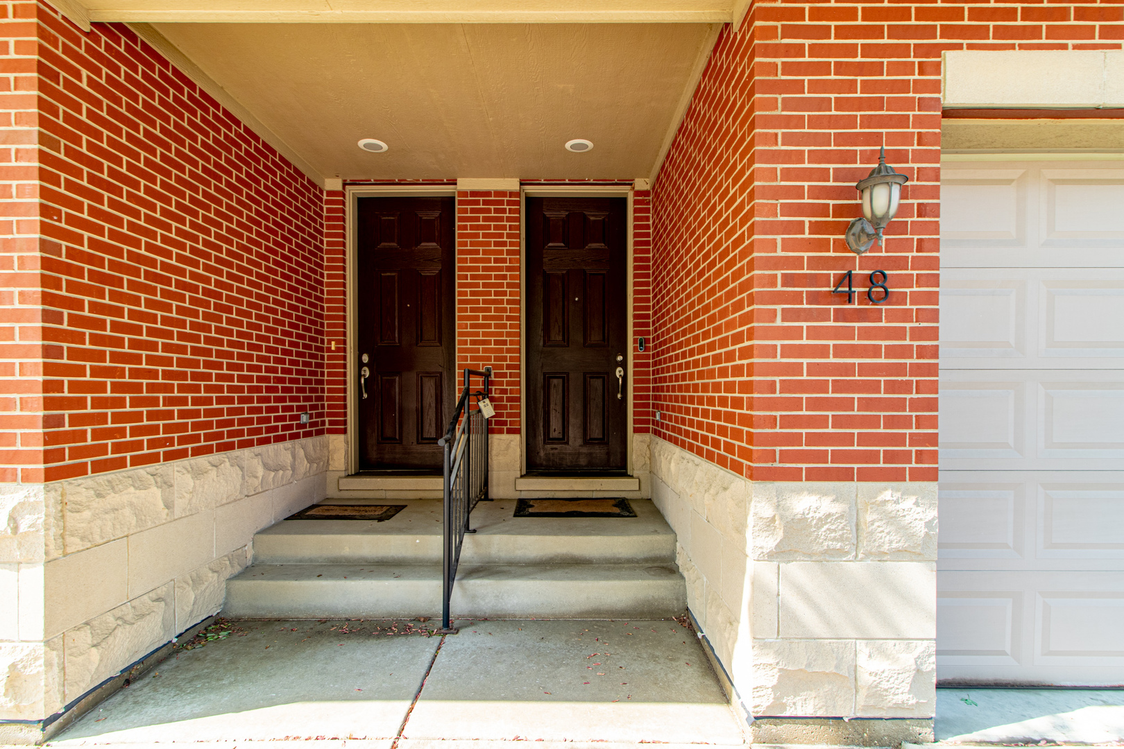 48 Northfield Terrace Wheeling, IL 60090 - Photo 4 of 36 a view of entrance