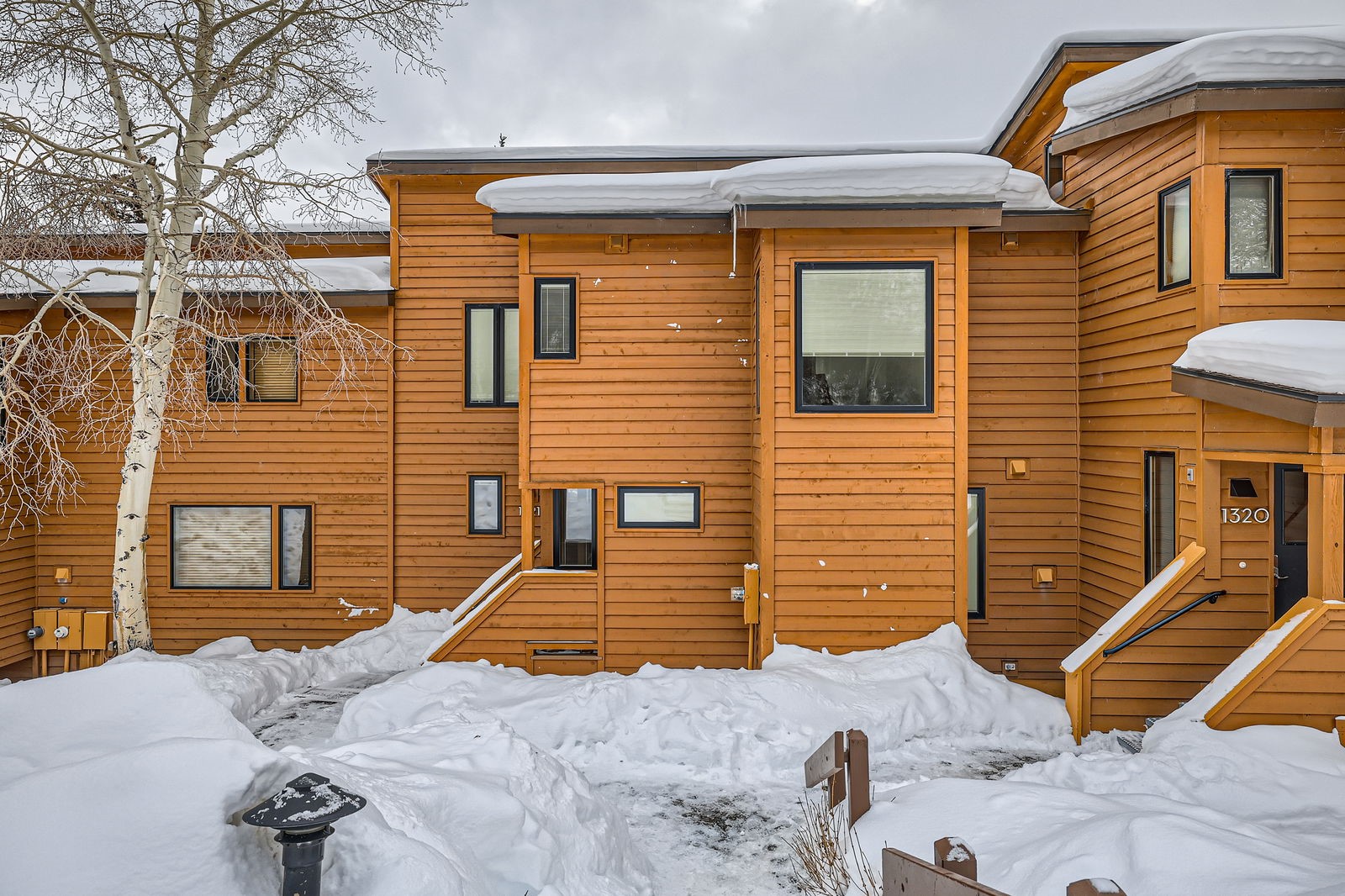 440 Tennis Club Road, Unit 1321 Keystone, CO 80435 - Photo 25 of 42 No neighbors above or below unit