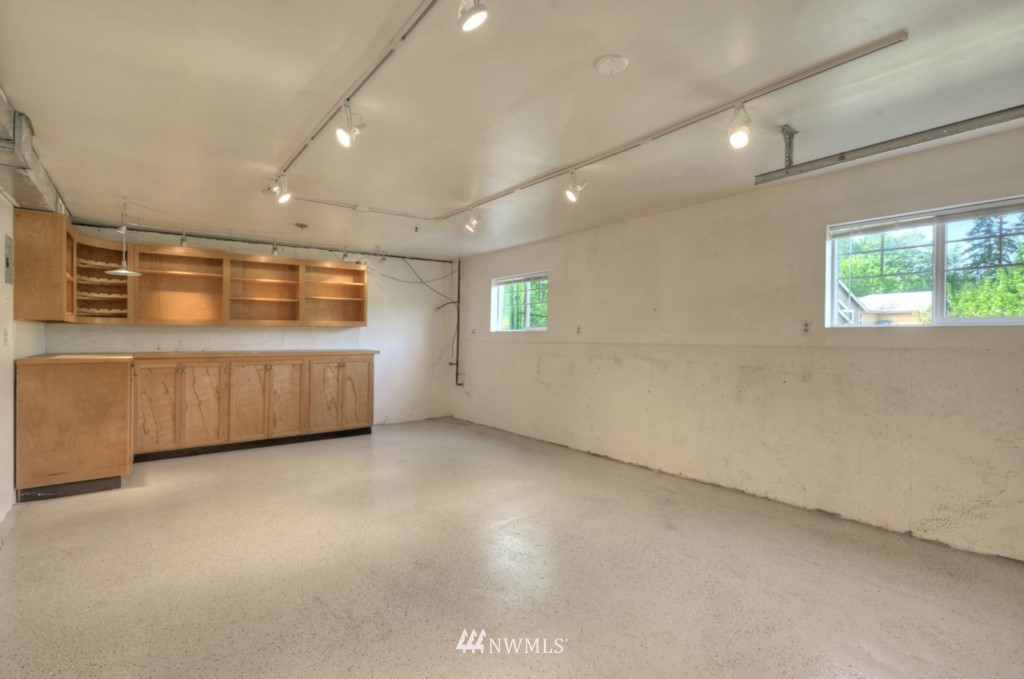 19225 Southeast 170th Street Renton, WA 98058 - Photo 14 of 21 Gallery Image 14