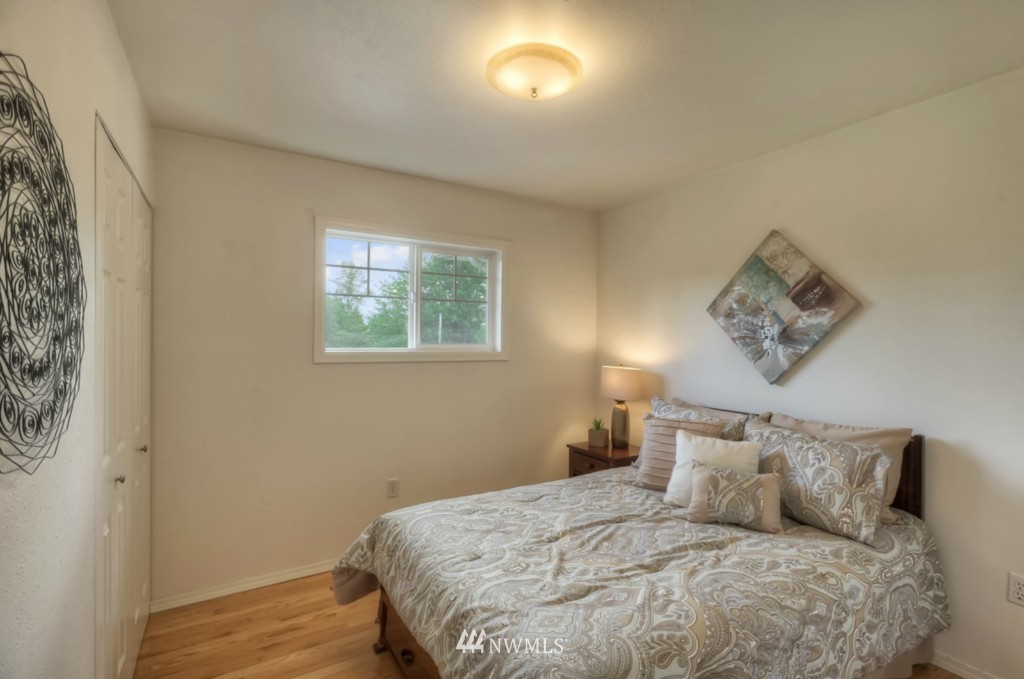 19225 Southeast 170th Street Renton, WA 98058 - Photo 10 of 21 Gallery Image 10