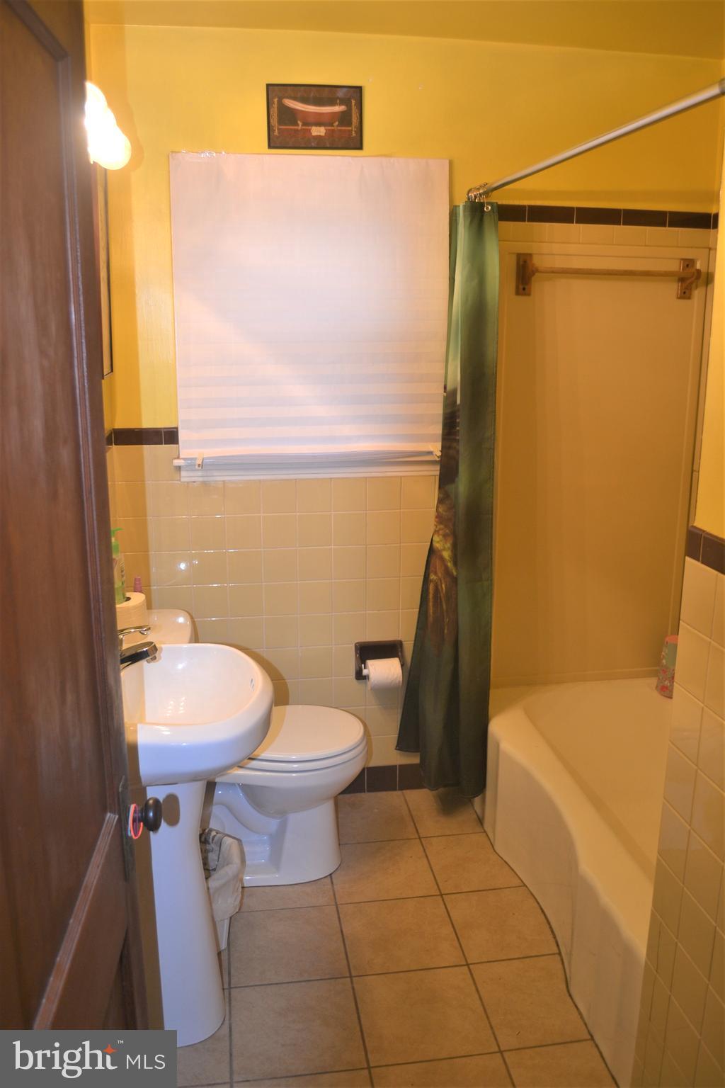 421 South Baumstown Road Birdsboro, PA 19508 - Photo 6 of 10 Gallery Image 6