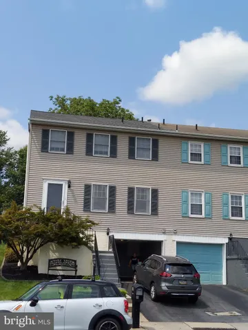 a car parked in front of a building