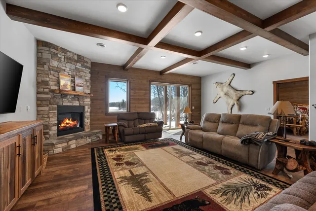 $1,675,000 | W5053 Wilson Road, Springwater, WI 54981