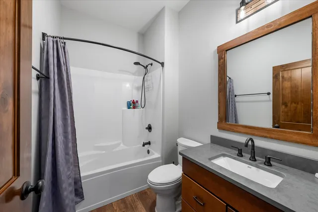 $1,675,000 | W5053 Wilson Road, Springwater, WI 54981