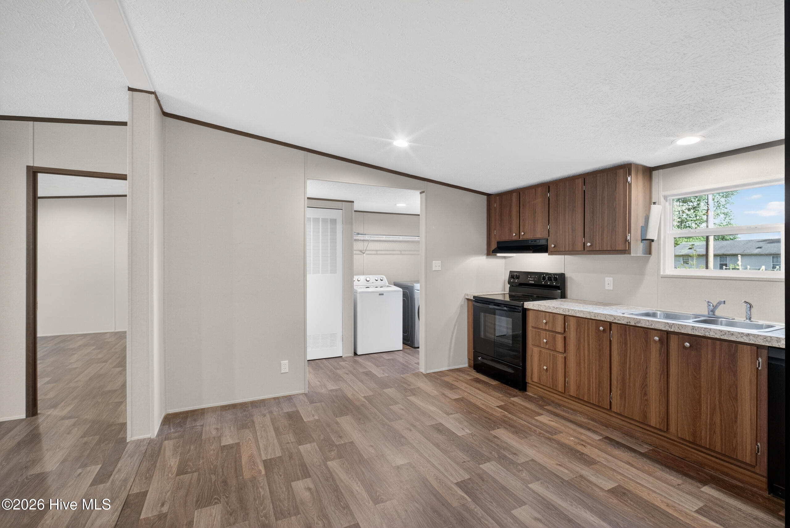 123 Seabreeze Road Hertford, NC 27944 - Photo 11 of 22 KITCHEN