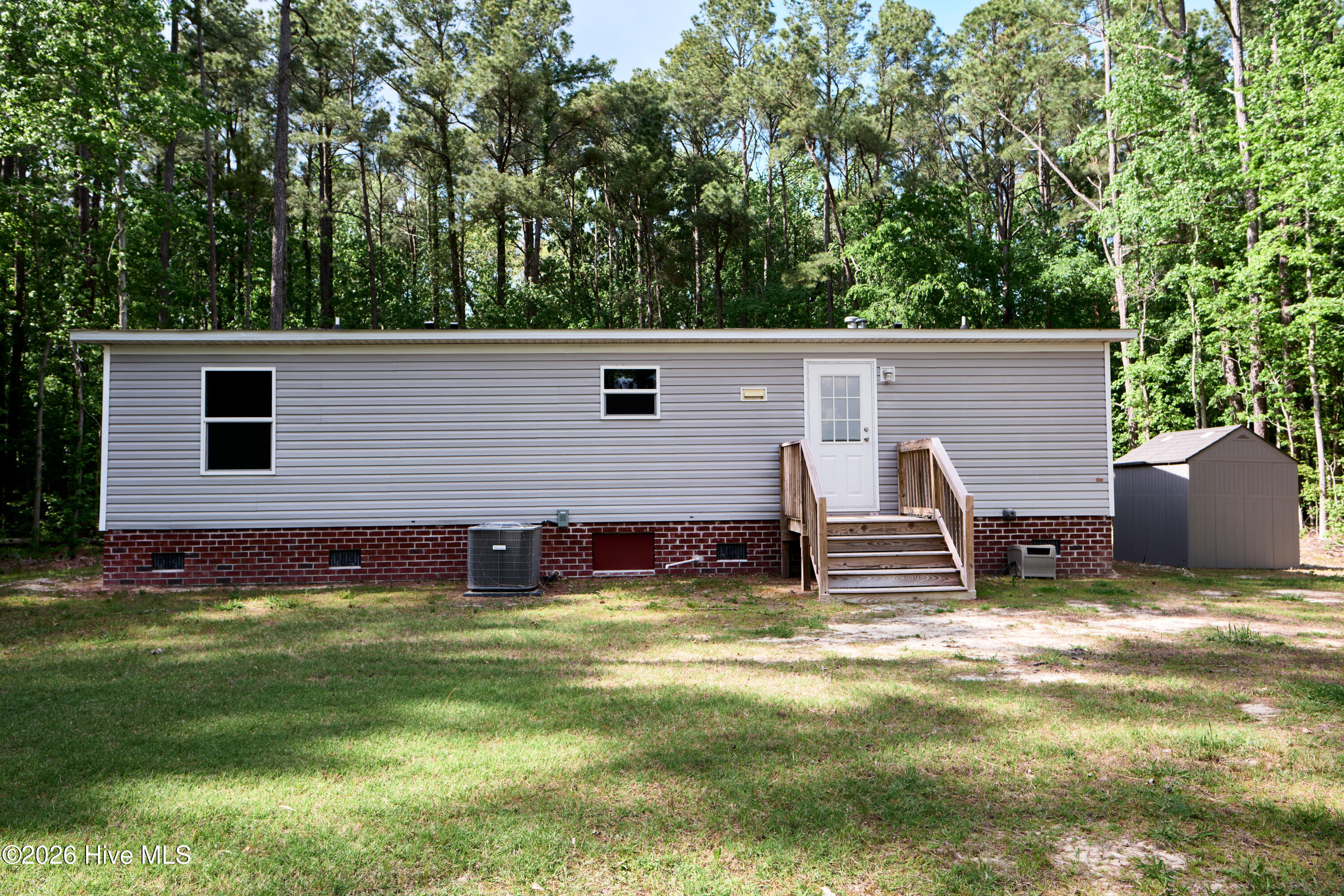 123 Seabreeze Road Hertford, NC 27944 - Photo 3 of 22 123 Seabreeze_3