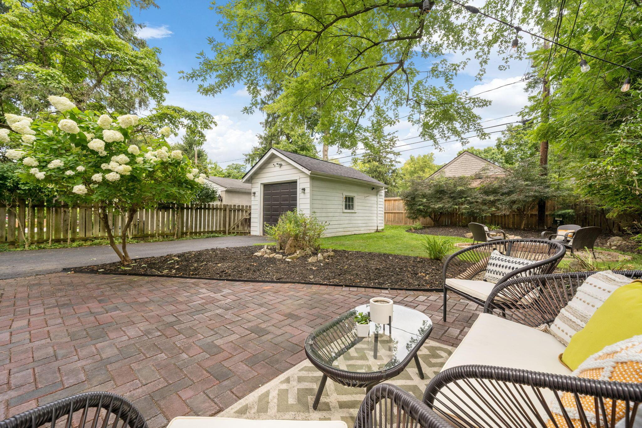 226 Winthrop Road Columbus, OH 43214 - Photo 41 of 47 Back Patio