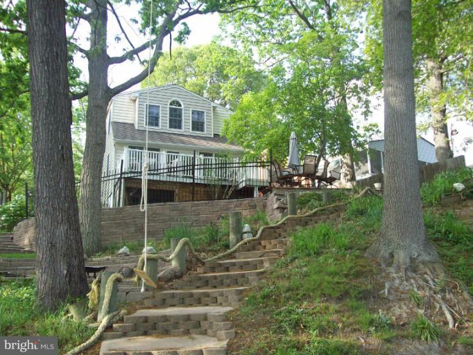 615 Riverside Drive Pasadena, MD 21122 - Photo 12 of 29 Exterior (Rear)