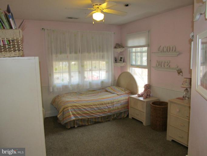 615 Riverside Drive Pasadena, MD 21122 - Photo 17 of 29 Bedroom