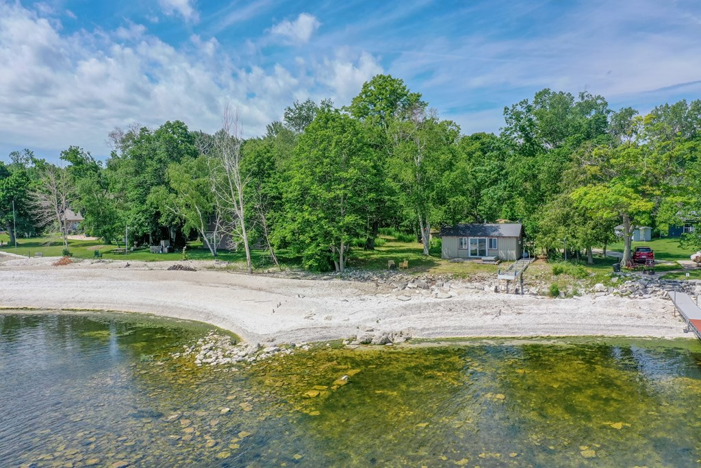 4096 Sand Bay Point Road Sturgeon Bay, WI 54235 - Photo 16 of 30 Gallery Image 16