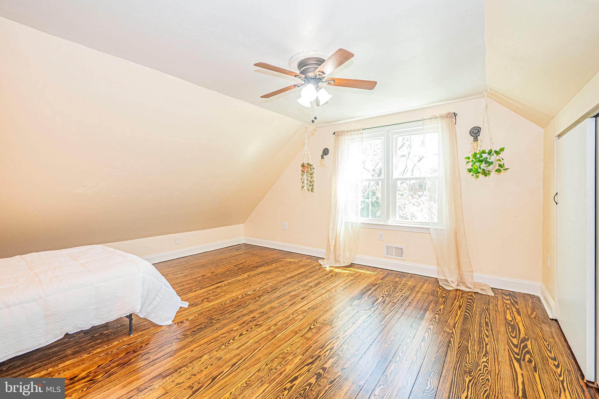 103 Nursery Road Linthicum Heights, MD 21090 - Photo 29 of 60 Upper Level - Secondary Bedroom