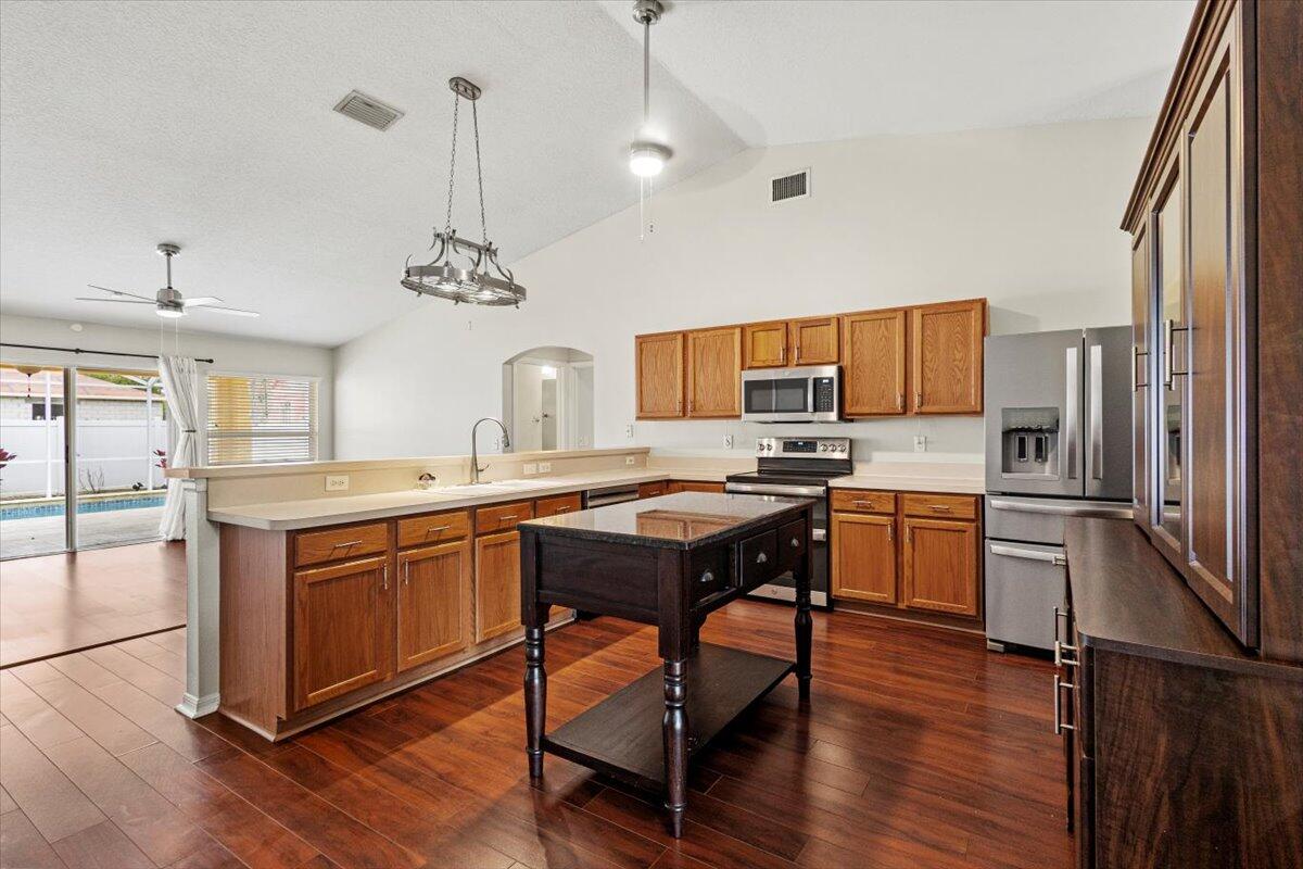 3215 Southeast W Snow Road Port St. Lucie, FL 34984 - Photo 14 of 64 06-GG3A3387