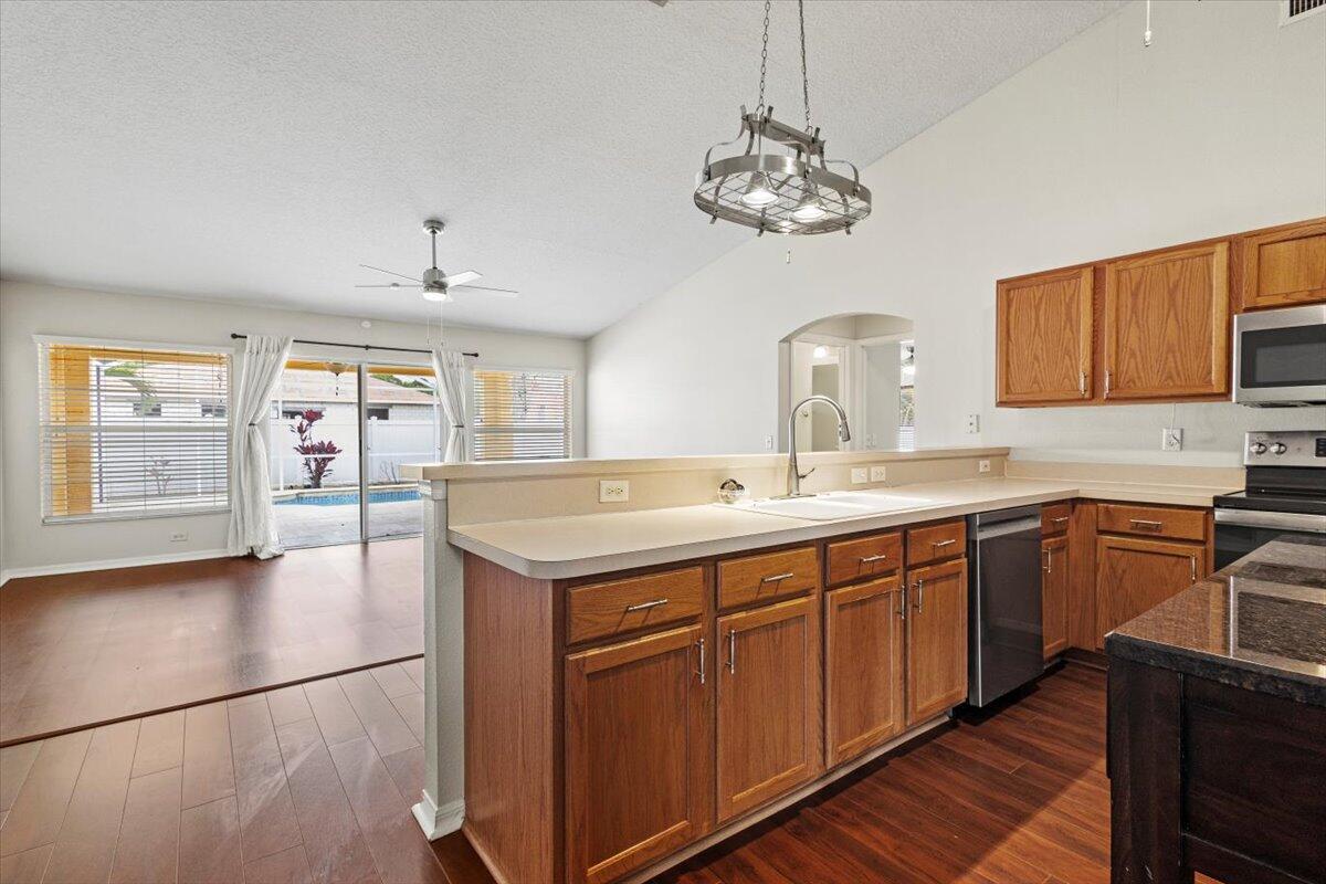 3215 Southeast W Snow Road Port St. Lucie, FL 34984 - Photo 16 of 64 08-GG3A3393
