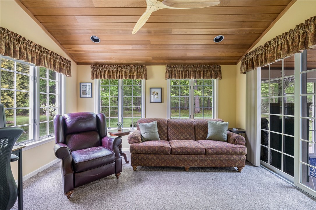 27 Great Road Barrington, RI 02806 - Photo 15 of 46