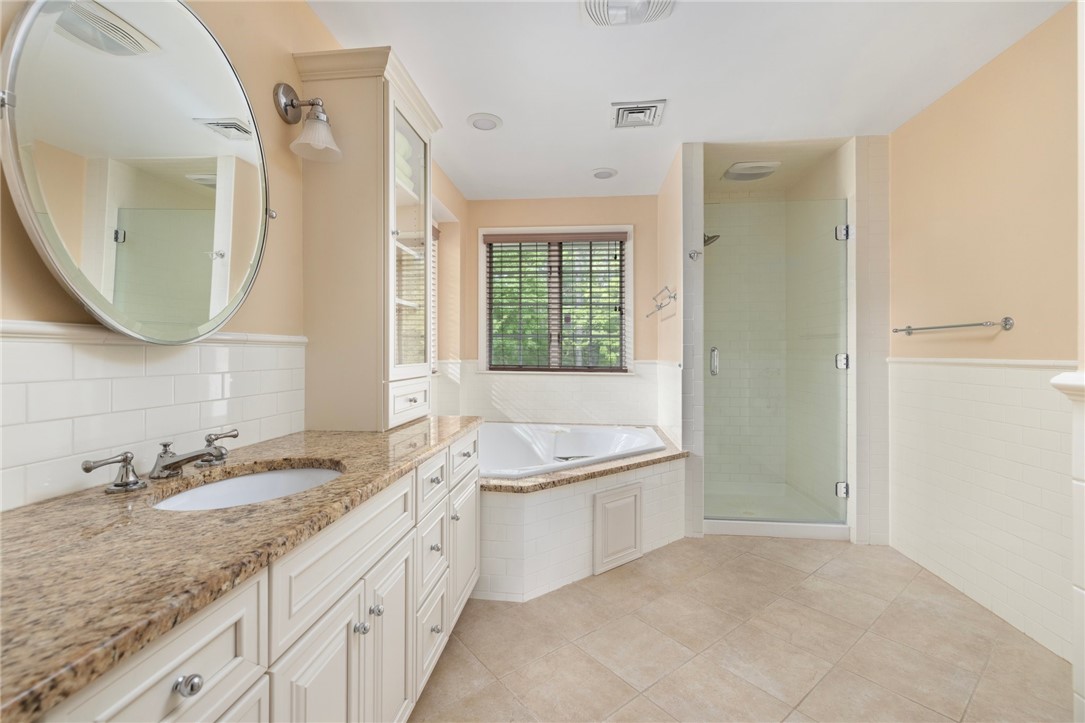 27 Great Road Barrington, RI 02806 - Photo 31 of 46