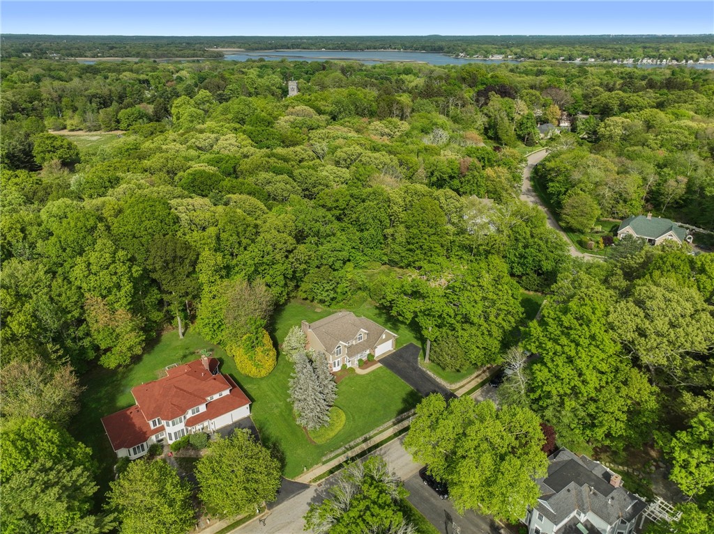 27 Great Road Barrington, RI 02806 - Photo 4 of 46