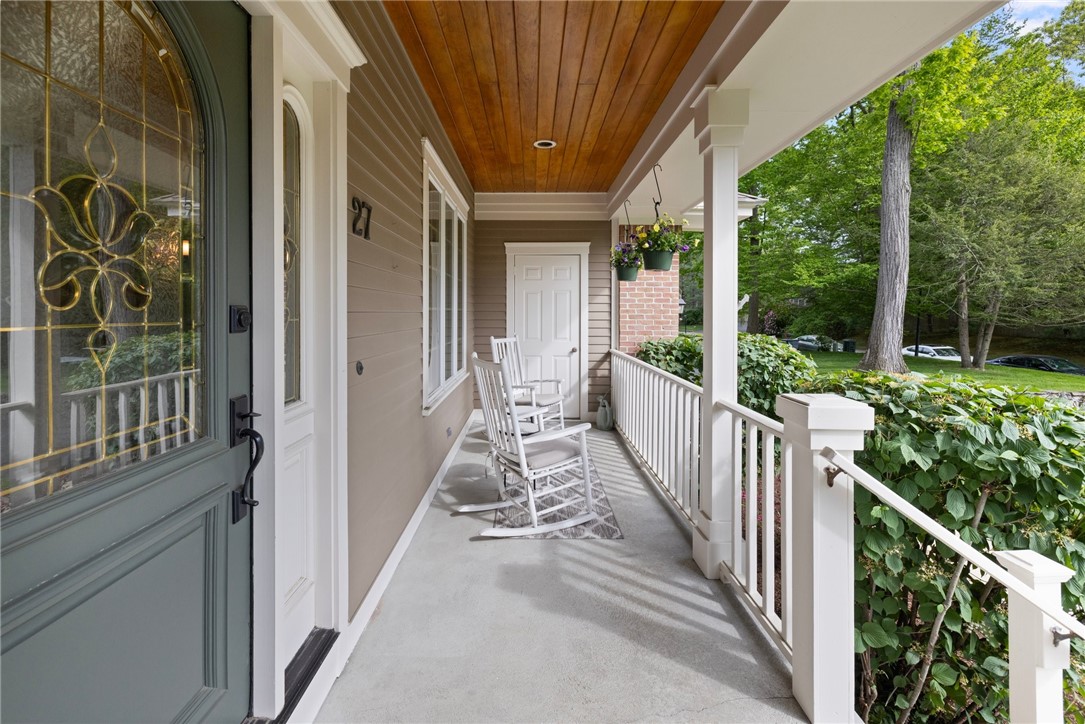 27 Great Road Barrington, RI 02806 - Photo 6 of 46