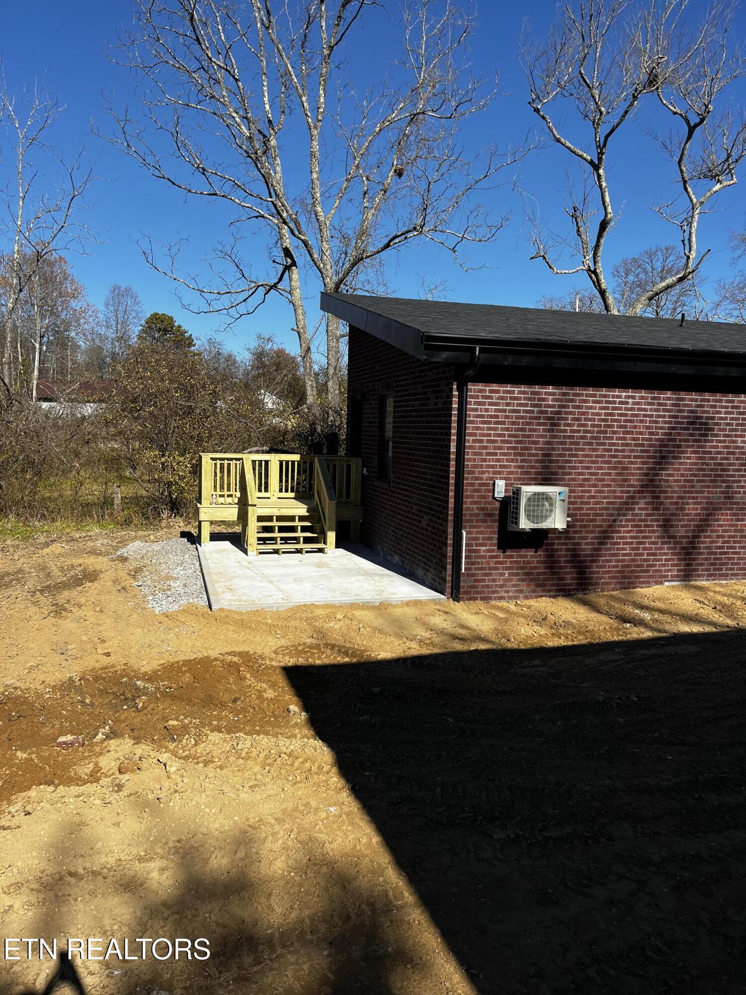 298 South Old Mail Road Crossville, TN 38572 - Photo 8 of 8 IMG_0471