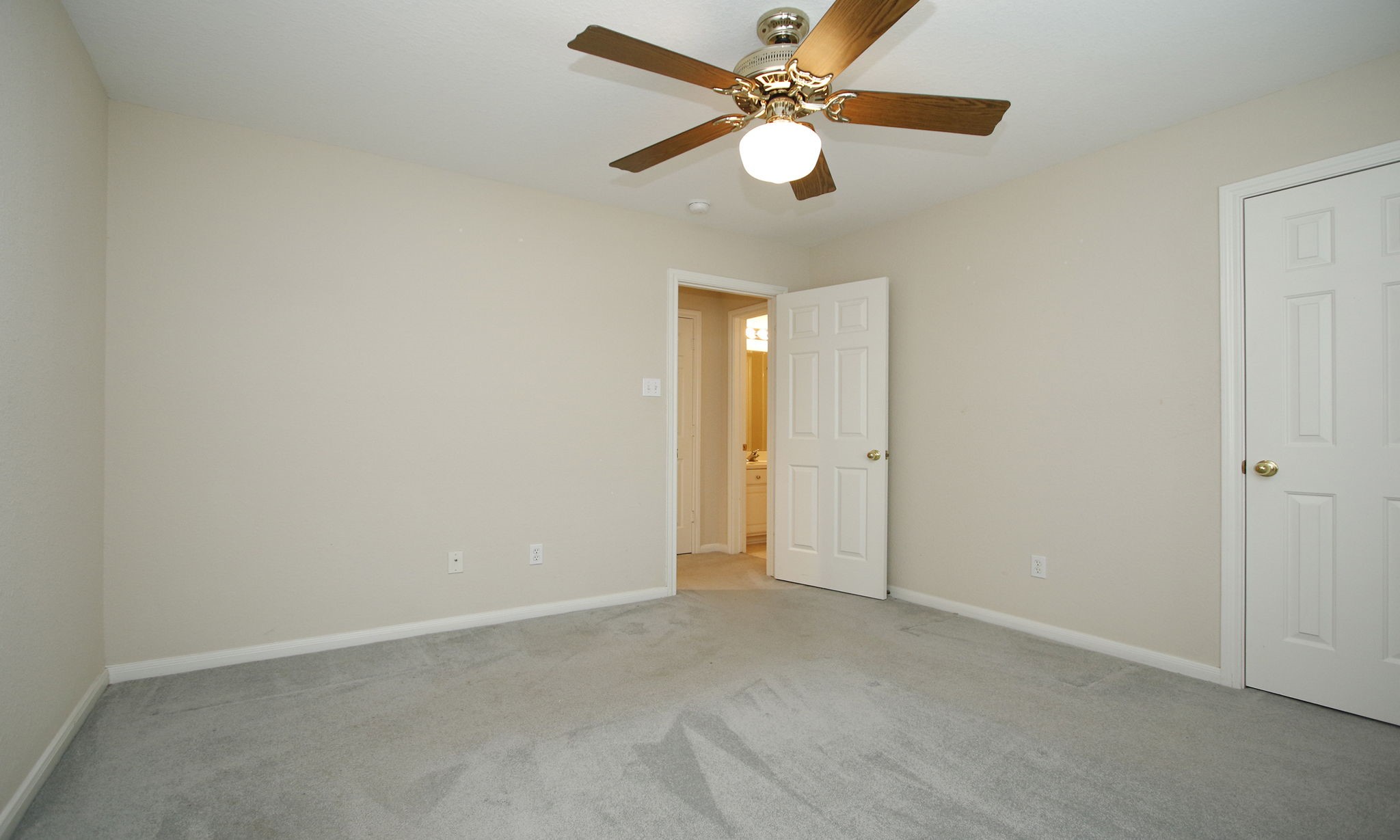 1114 Bringewood Chase Drive Spring, TX 77379 - Photo 29 of 44