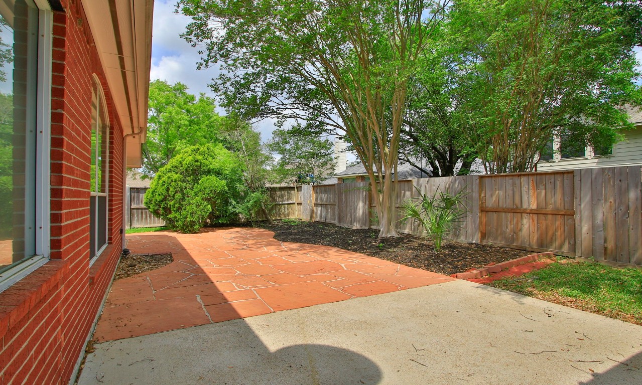 1114 Bringewood Chase Drive Spring, TX 77379 - Photo 39 of 49