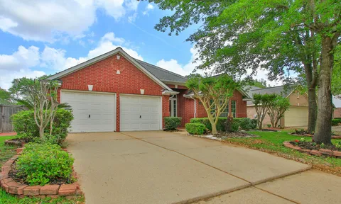 $379,000 | 1114 Bringewood Chase Drive, Spring, TX 77379