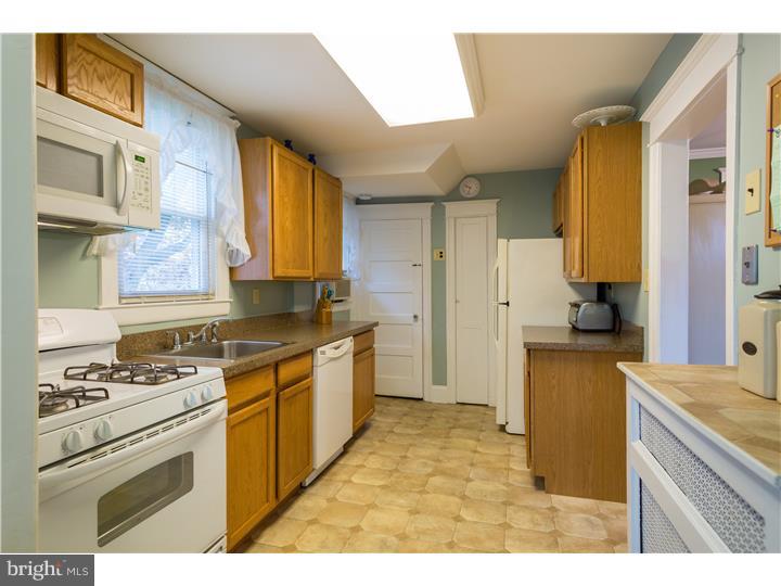 2100 East County Line Road Ardmore, PA 19003 - Photo 9 of 15