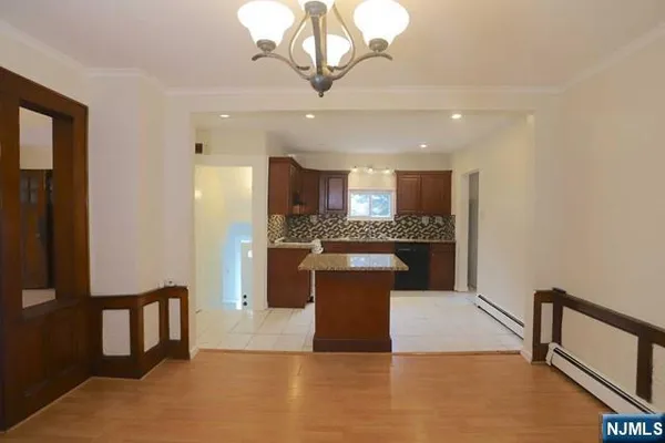 $4,000 | 20 Woodland Avenue, Nutley, NJ 07110