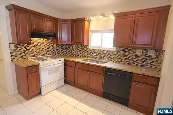 $4,000 | 20 Woodland Avenue, Nutley, NJ 07110