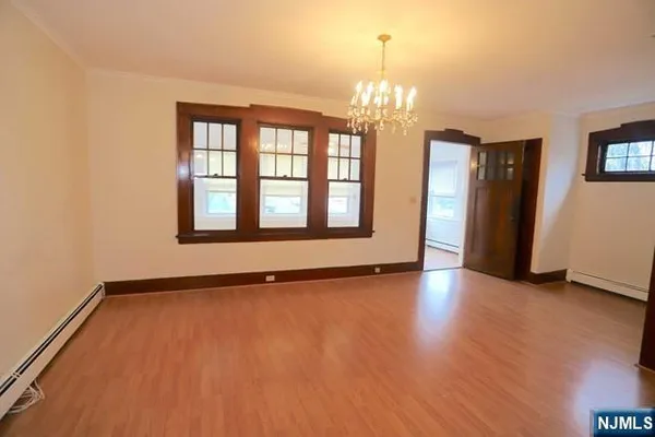 $4,000 | 20 Woodland Avenue, Nutley, NJ 07110