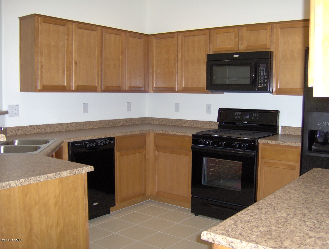 18880 North Lariat Road Maricopa, AZ 85138 - Photo 3 of 3 Kitchen